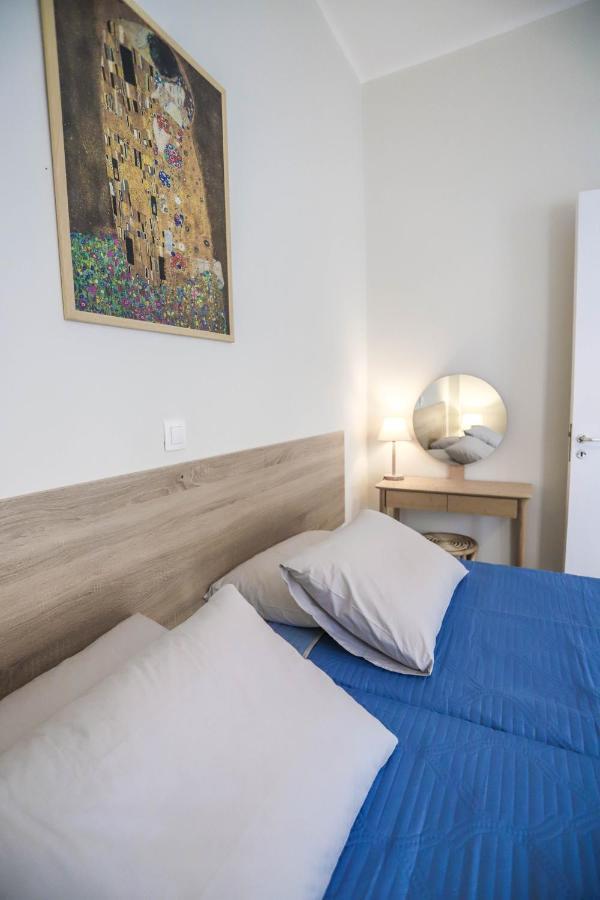Traditional Town Garden Apartment Rhodes City Екстериор снимка